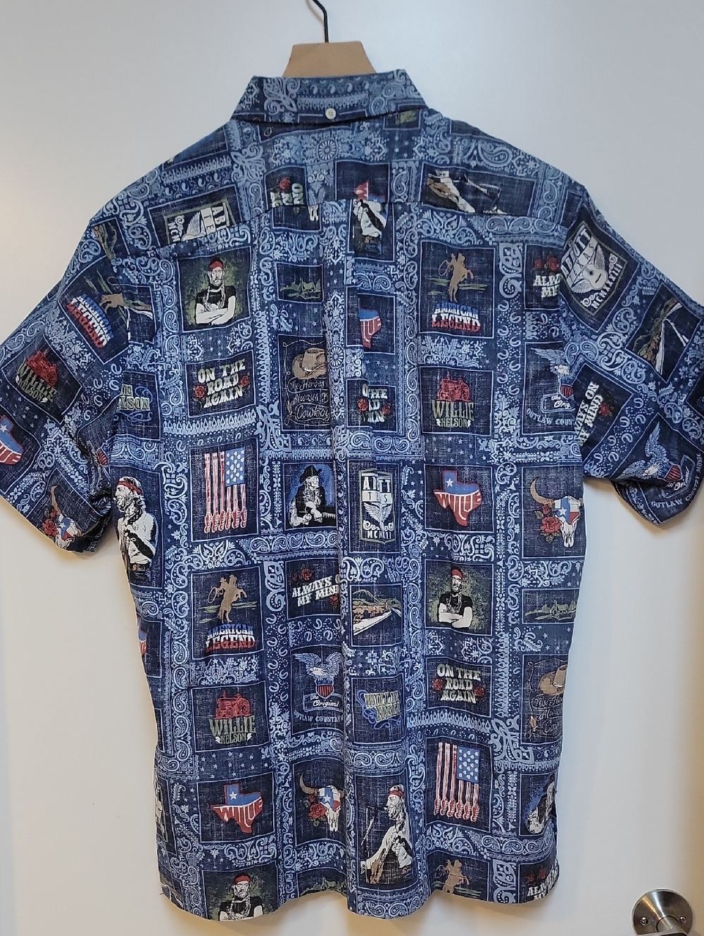 reyn spooner x Willie Nelson Americana Print Short-Sleeve Button-Down Shirt - Picture 9 of 16